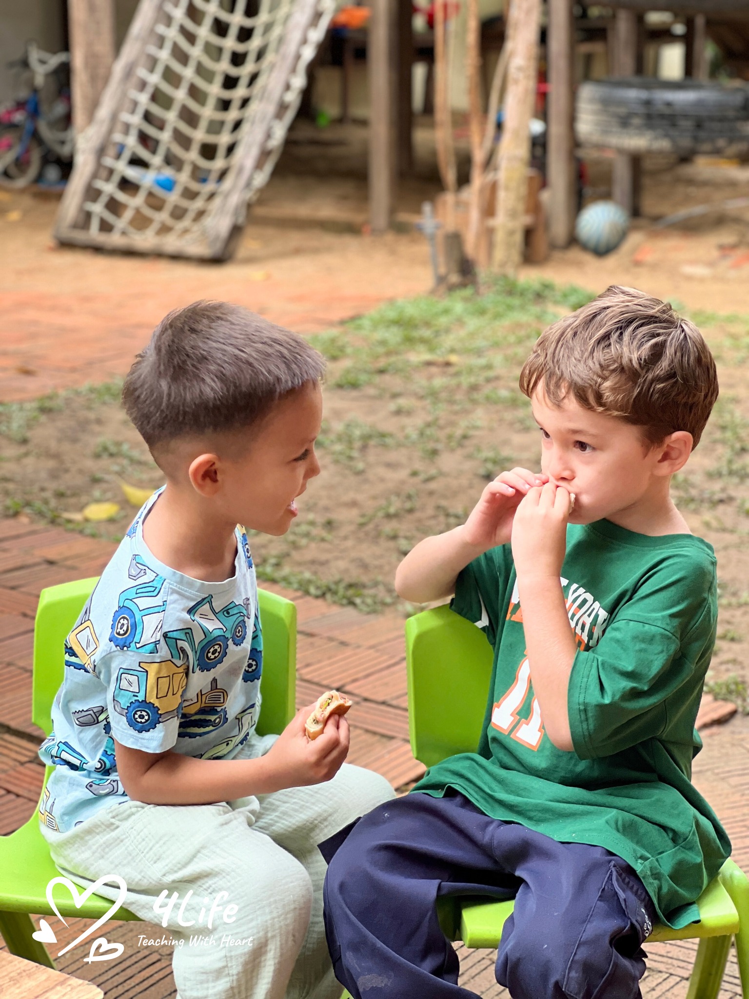 Môi Trường Học Tập Chuẩn Montessori